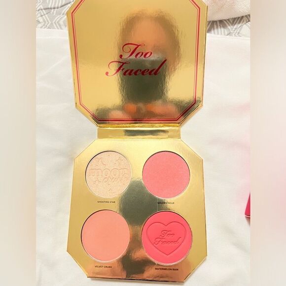 NWT- *LIMITED EDITION* Too Faced Jewel Crush Blush & Highlighter Collection - Picture 10 of 12